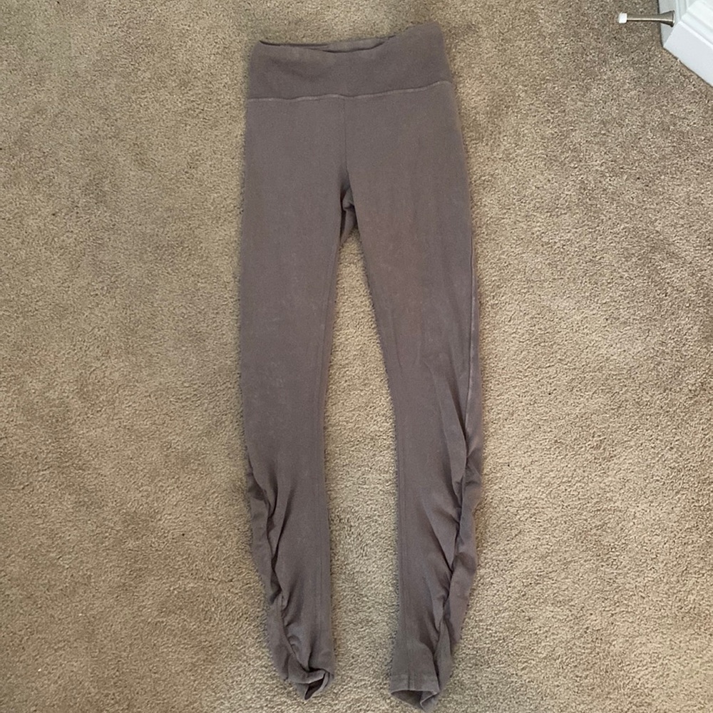 Purple Lulu Lemon leggings